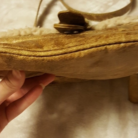 Big Buddha Cross Body Camel Purse - Picture 5 of 5